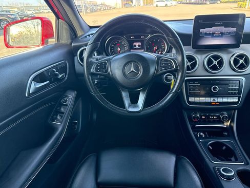 Used 2018 Mercedes-Benz GLA 250 4MATIC image 23