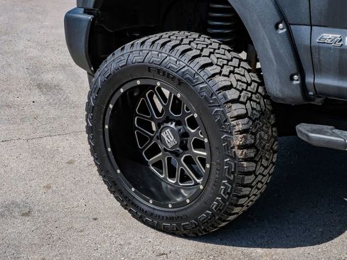 Used 2017 Ford F250 XLT w/ XLT Value Package image 61