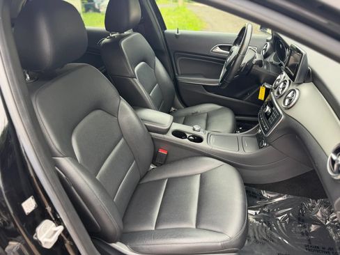 Used 2015 Mercedes-Benz GLA 250 4MATIC image 21