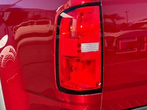 Used 2021 Chevrolet Colorado ZR2 image 34