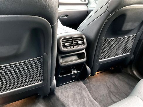 Used 2023 Mercedes-Benz GLE 450 4MATIC image 37