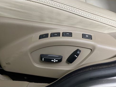 Used 2013 Volvo XC70 T6 image 15