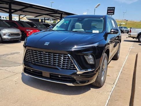 New 2026 Buick Enclave Avenir w/ Super Cruise Package image 8