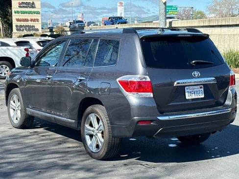 Used 2013 Toyota Highlander Limited image 13