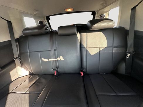 Used 2012 Toyota FJ Cruiser 4WD w/ Upgrade Pkg image 50