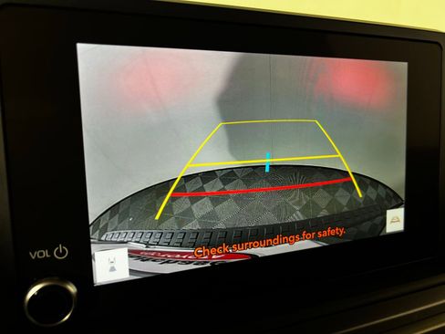 Certified 2025 Toyota 4Runner SR5 image 18