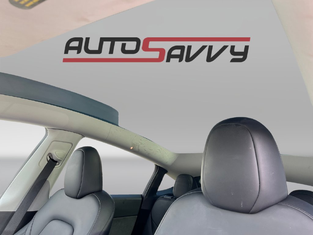 Used 2024 Tesla Model Y Long Range AWD/4WD image 12