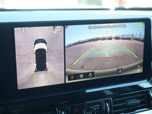 New 2026 Nissan Pathfinder Platinum image 15