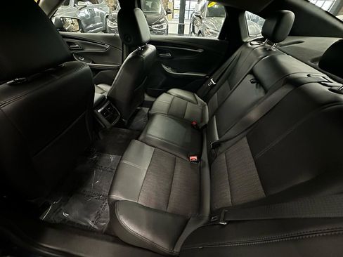 Used 2019 Chevrolet Impala LT image 14