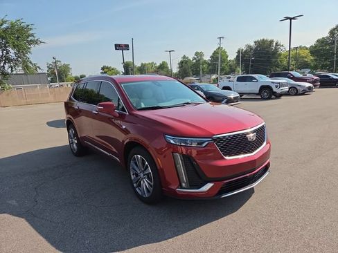 Used 2020 Cadillac XT6 Premium Luxury AWD/4WD image 4
