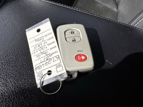 Used 2017 Toyota 4Runner Limited image 31