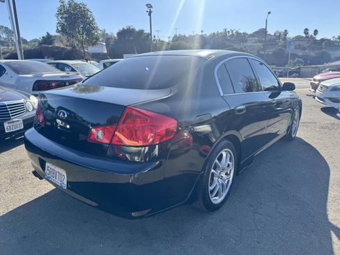 Used 2005 INFINITI G35 Sedan w/ (P02) Premium Pkg B image 4