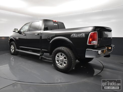 Used 2018 RAM 2500 Laramie w/ Off Road Package AWD/4WD image 5