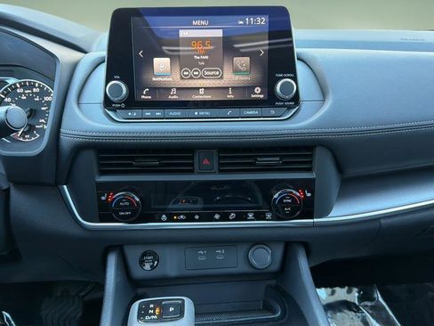 New 2026 Nissan Rogue SV image 8