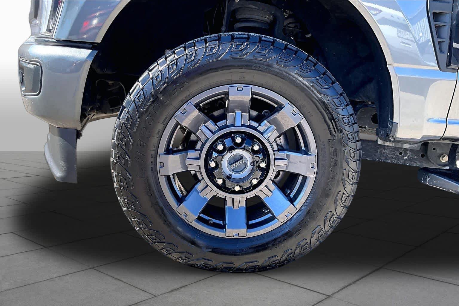 Used 2024 Ford F250 XLT w/ XLT Premium Package AWD/4WD image 11