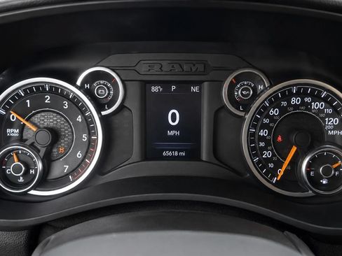 Used 2022 RAM 2500 Tradesman w/ Snow Chief Group AWD/4WD image 9