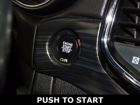 Used 2020 Jeep Grand Cherokee Altitude image 9