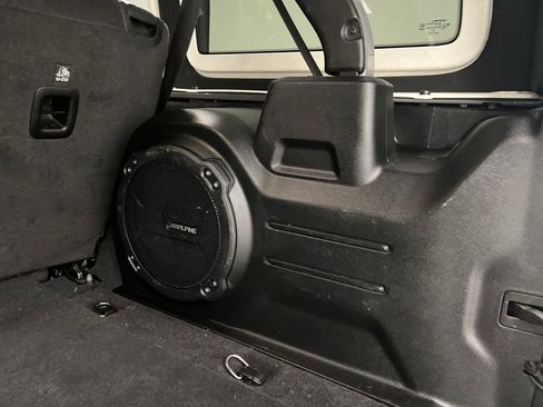 Used 2023 Jeep Wrangler Altitude image 28