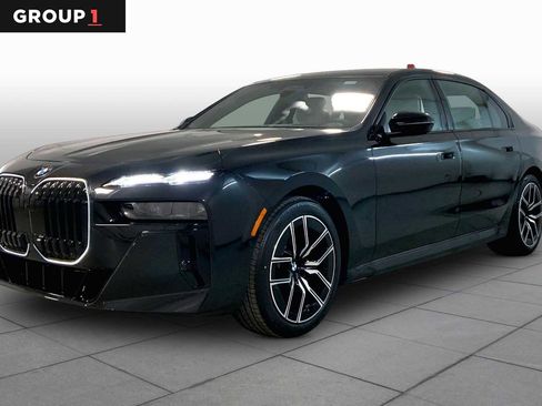 New 2026 BMW 760i xDrive w/ Executive Package AWD/4WD image 1