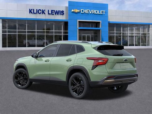 New 2026 Chevrolet Trax ACTIV FWD image 3