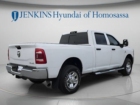Used 2024 RAM 3500 Tradesman w/ Safety Group AWD/4WD image 4
