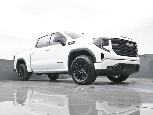 Used 2024 GMC Sierra 1500 Elevation w/ X31 Off-Road Package AWD/4WD image 52