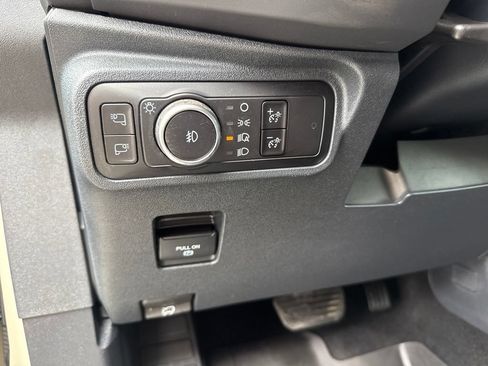 Used 2025 Ford Bronco Badlands AWD/4WD image 18