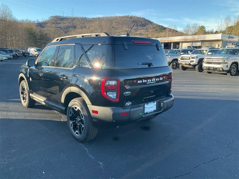 New 2025 Ford Bronco Sport Outer Banks w/ Outer Banks Tech Package+ image 7