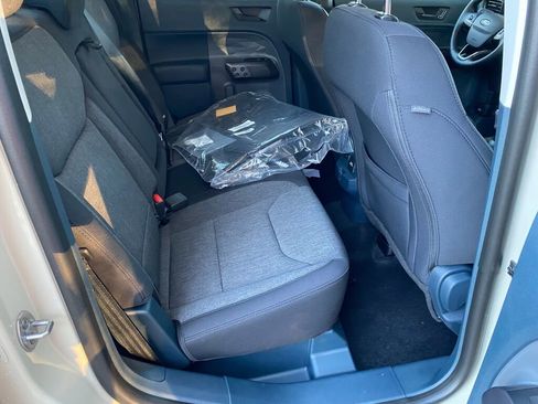 New 2025 Ford Maverick XLT w/ XLT Luxury Package image 19