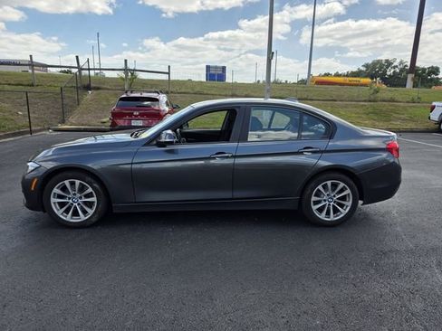 Used 2016 BMW 320i xDrive Sedan image 8