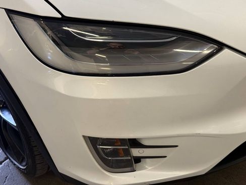 Used 2020 Tesla Model X Performance AWD/4WD image 40