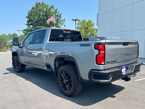Used 2025 Chevrolet Silverado 2500 LT w/ Trail Boss Package AWD/4WD image 6