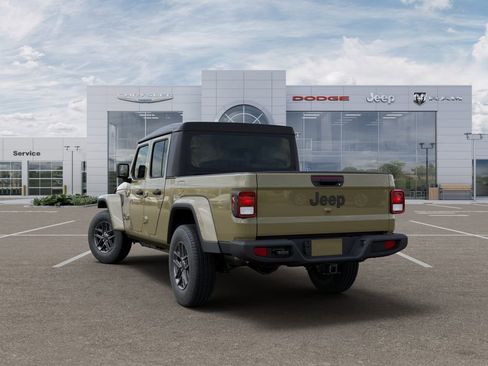 New 2025 Jeep Gladiator Sport image 3