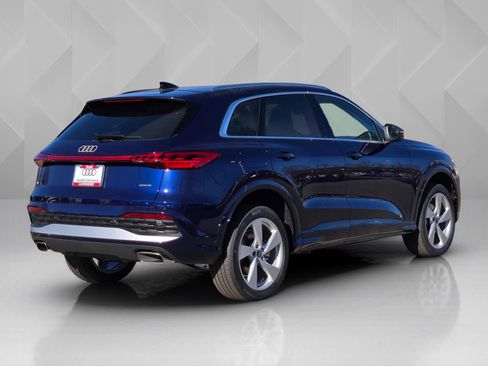 New 2025 Audi Q5 Premium AWD/4WD image 6