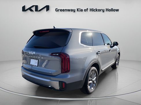 Certified 2025 Kia Telluride LX image 7