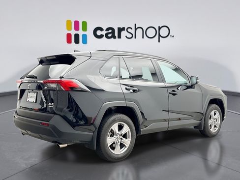Used 2025 Toyota RAV4 XLE w/ Convenience Package AWD/4WD image 5
