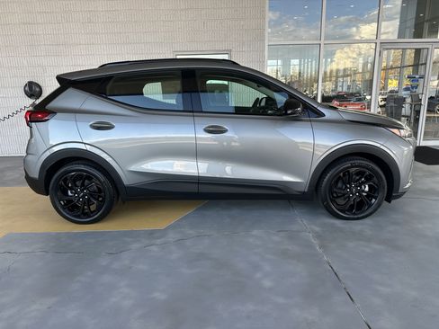 New 2027 Chevrolet Bolt RS w/ Technology Package FWD image 10