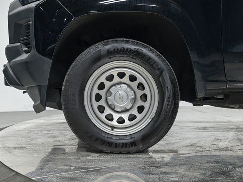 Used 2023 Chevrolet Colorado W/T w/ WT Convenience Package II image 3