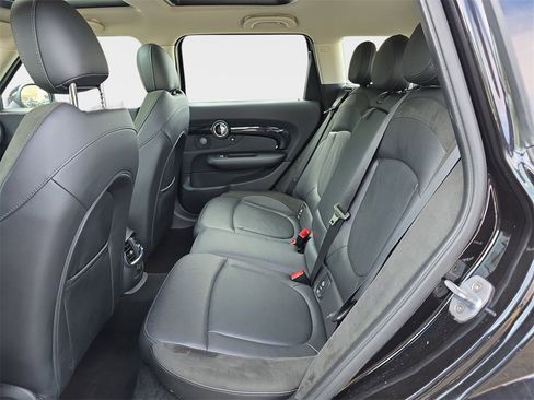 Used 2019 MINI Cooper Clubman S image 16