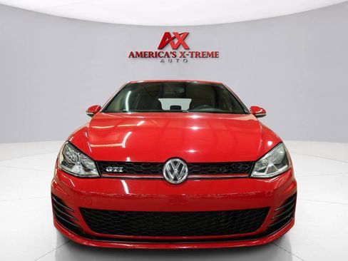 Used 2017 Volkswagen GTI 4-Door FWD image 11