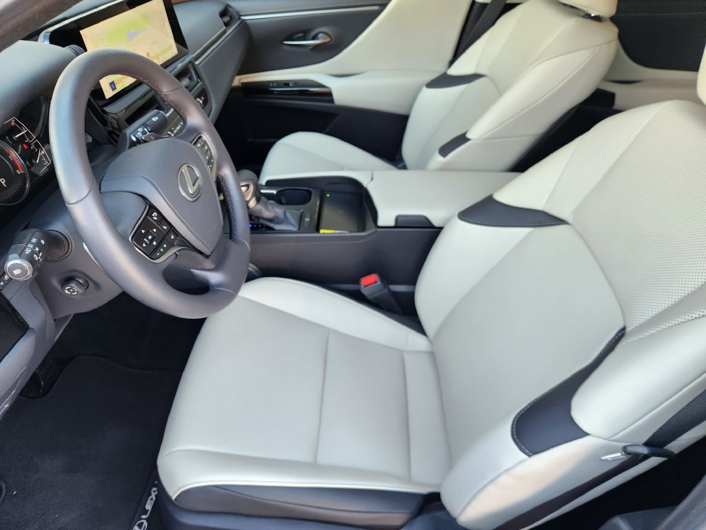 Certified 2025 Lexus ES 350 w/ Premium Package FWD image 13