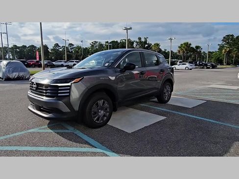 Used 2025 Nissan Kicks S image 22