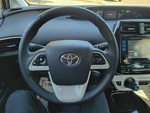 Used 2017 Toyota Prius Prime Plus image 22