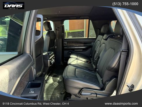 Used 2018 Ford Expedition Max Limited w/ Equipment Group 301A AWD/4WD image 19