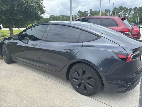 Used 2025 Tesla Model 3 Long Range RWD image 2