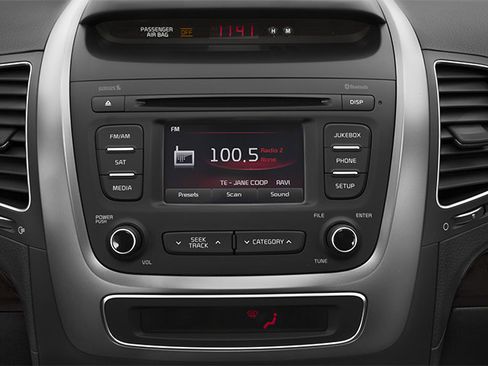 Used 2014 Kia Sorento LX image 12