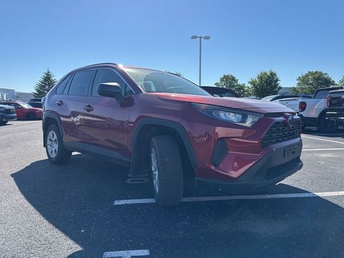 Used 2019 Toyota RAV4 LE w/ All Weather Liner Package AWD/4WD image 12