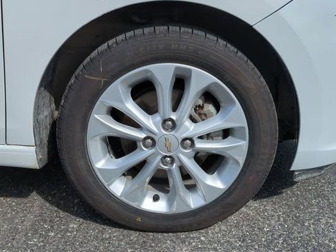 Used 2020 Chevrolet Spark LT image 10