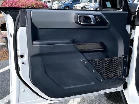 Used 2024 Ford Bronco Black Diamond image 20
