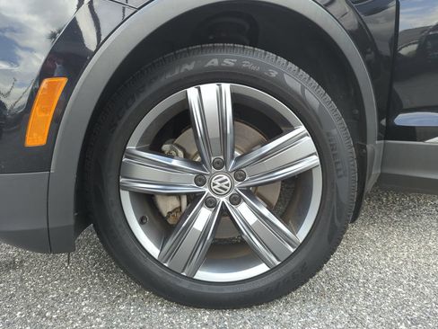 Used 2019 Volkswagen Tiguan SEL Premium AWD/4WD image 50